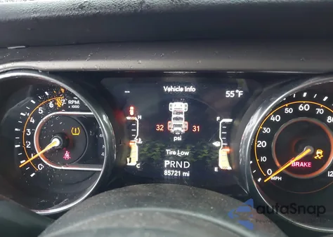 2018 Jeep Wrangler Unlimited Sport S 4X4 from USA, damaged, VIN 1C4HJXDG8JW105626